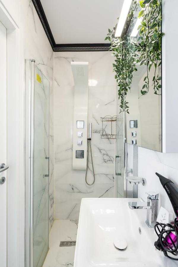 Monza Apartment-Ultracentral Bucureşti Eksteriør bilde